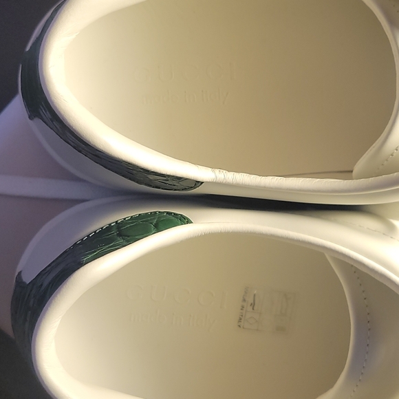 #Sold#Authentic refinished Gucci, like new - Picture 5 of 8